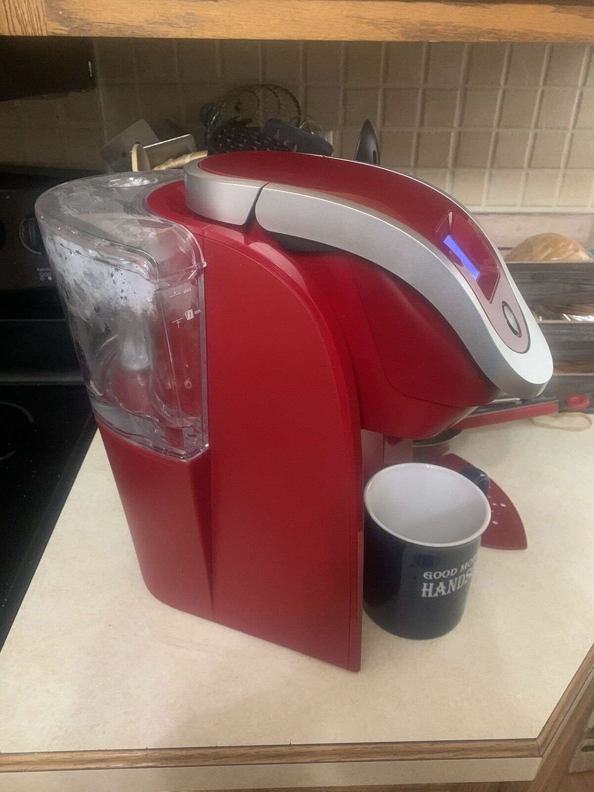 Keurig 2.0 Single Serve Coffee Maker Brewer K2.0-200 Red K200 120v 1470w K-cup